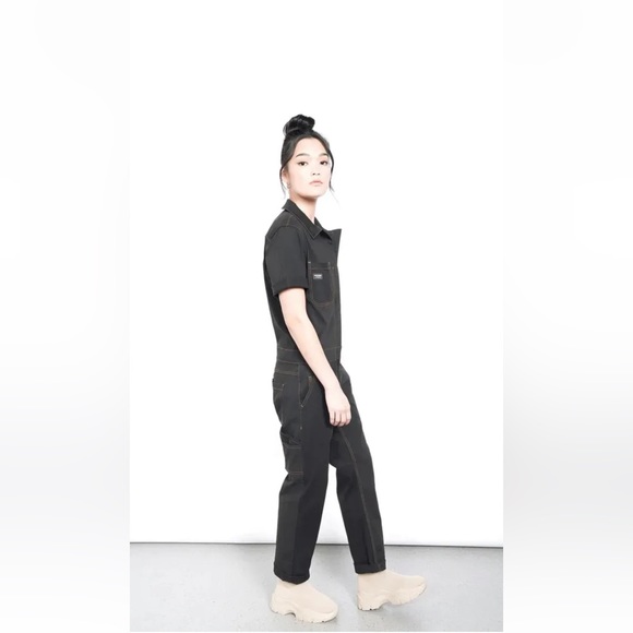 New Wildfang Essential Short Sleeve coverall Large Black / yellow XL - Picture 3 of 5